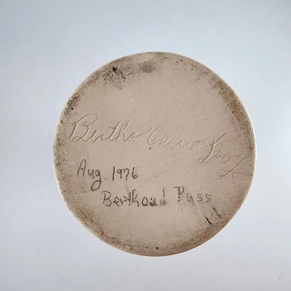 Vintage brown etched